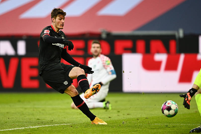 里昂内部会议纪要流出:国际比赛日扳平良机,德甲使命明确,轮换策略成焦点的简单介绍 里昂内部会议纪要流出:国际比赛日扳平良机,德甲使命明确,轮换策略成焦点的简单介绍