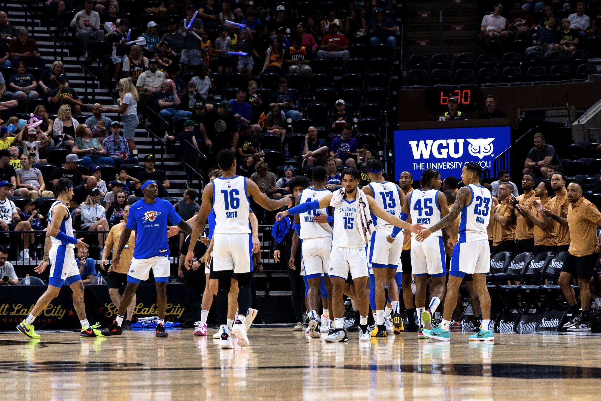 风云突变!罗马关键时刻手感冰凉,NBA常规赛版图或变,更衣室稳定,球队文化再被提及(保罗乔治步行者与热火东决) 风云突变!罗马关键时刻手感冰凉,NBA常规赛版图或变,更衣室稳定,球队文化再被提及(保罗乔治步行者与热火东决)