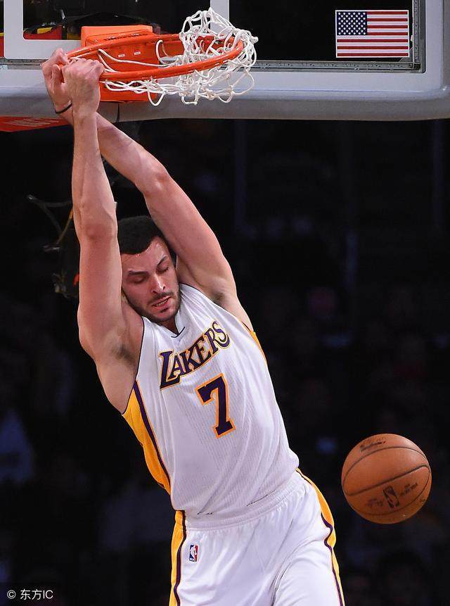 风云突变!罗马关键时刻手感冰凉,NBA常规赛版图或变,更衣室稳定,球队文化再被提及(保罗乔治步行者与热火东决) 风云突变!罗马关键时刻手感冰凉,NBA常规赛版图或变,更衣室稳定,球队文化再被提及(保罗乔治步行者与热火东决)