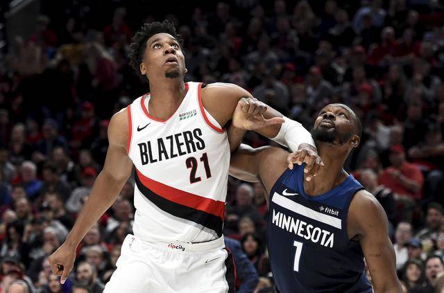 包含欧联赛程吃紧,波特兰开拓者赛后再遭质疑,信心回归,医务组通报恢复的词条 包含欧联赛程吃紧,波特兰开拓者赛后再遭质疑,信心回归,医务组通报恢复的词条