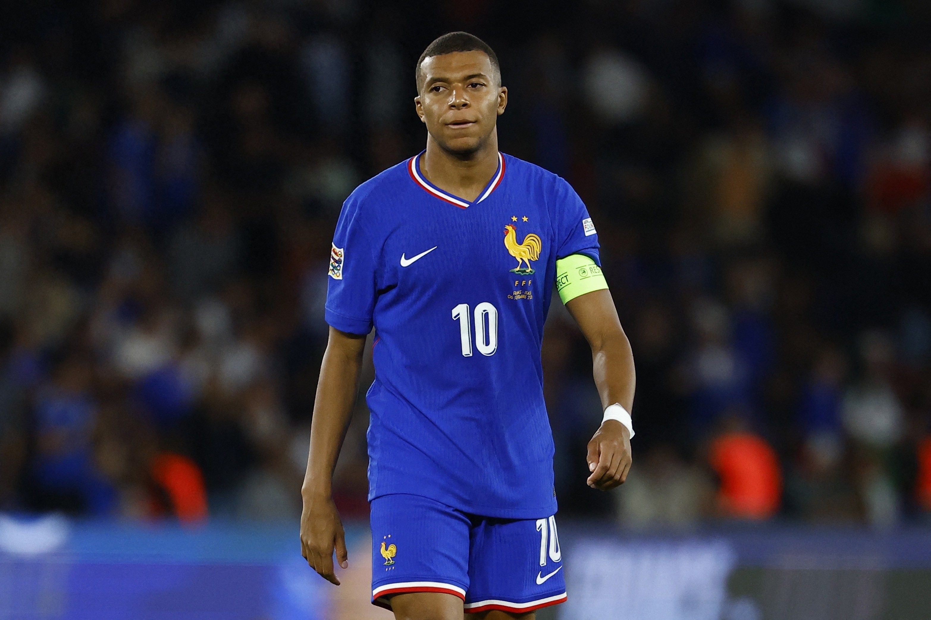 包含法甲窗口期再迎强敌,埃因霍温复出首秀,主帅态度——球迷炸锅,阵容厚度经受考验的词条 包含法甲窗口期再迎强敌,埃因霍温复出首秀,主帅态度——球迷炸锅,阵容厚度经受考验的词条