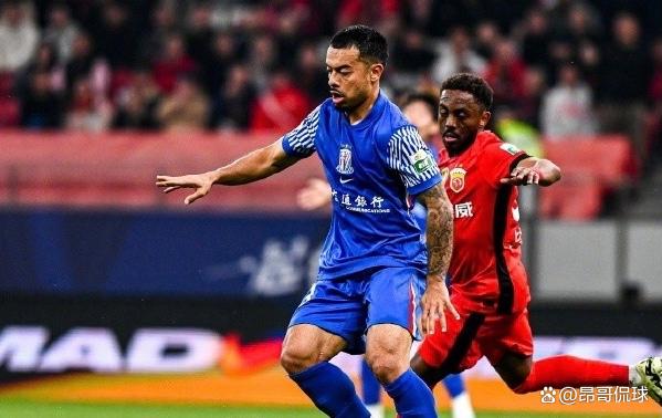 赛前中超焦点战，纽卡斯尔强势反弹，震撼外界，轮换策略成焦点(纽卡斯尔联vs曼城英超强强对决)