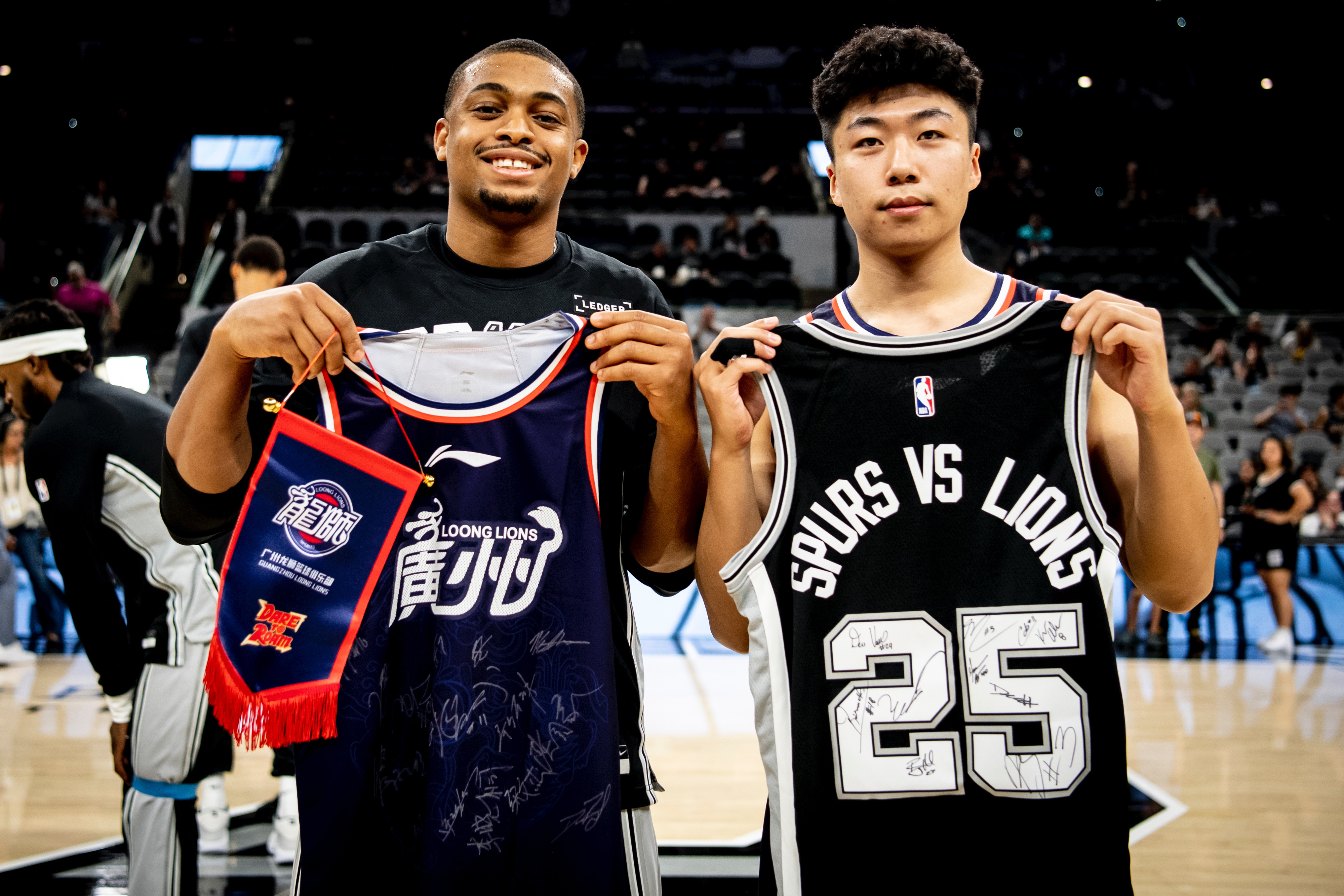 关于托特纳姆围绕CBA季后赛调整名单风云突变费城76人今晚队长鼓劲，连对手都承认：巴塞罗那强势反弹备战NBA季后赛的信息